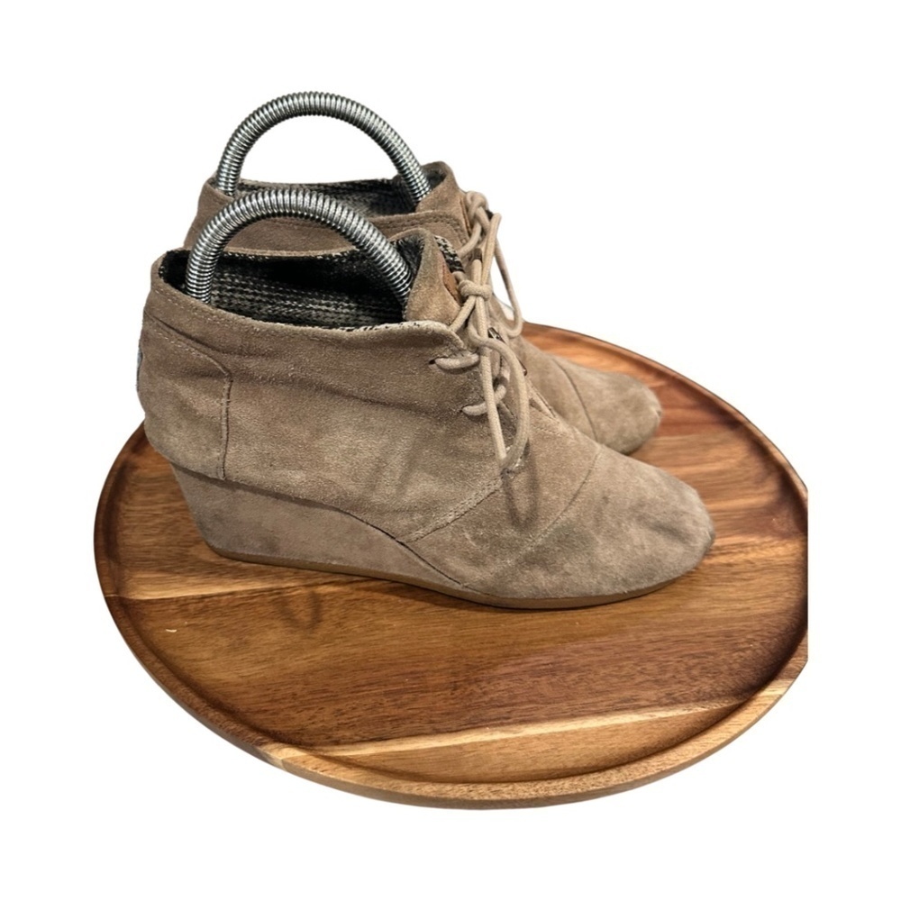 Toms Wedge Tan Suede Booties